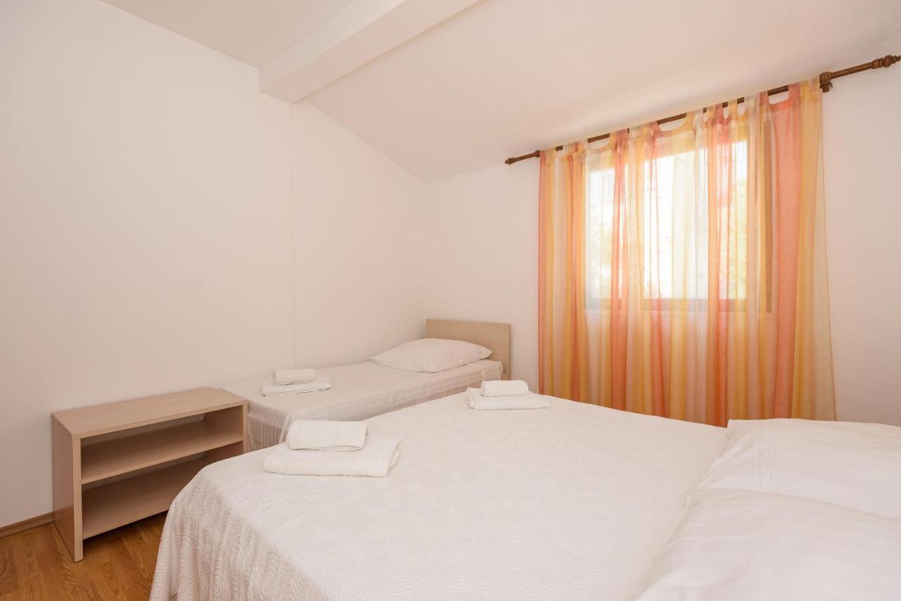 Apartments Zdravko เคล็ค ภายนอก รูปภาพ