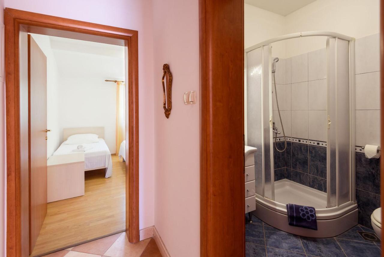 Apartments Zdravko เคล็ค ภายนอก รูปภาพ
