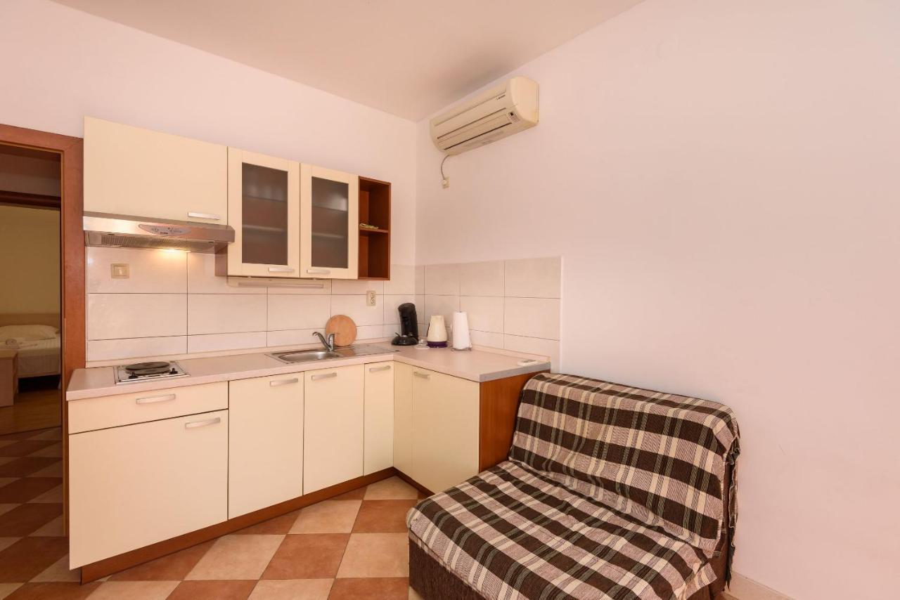 Apartments Zdravko เคล็ค ภายนอก รูปภาพ