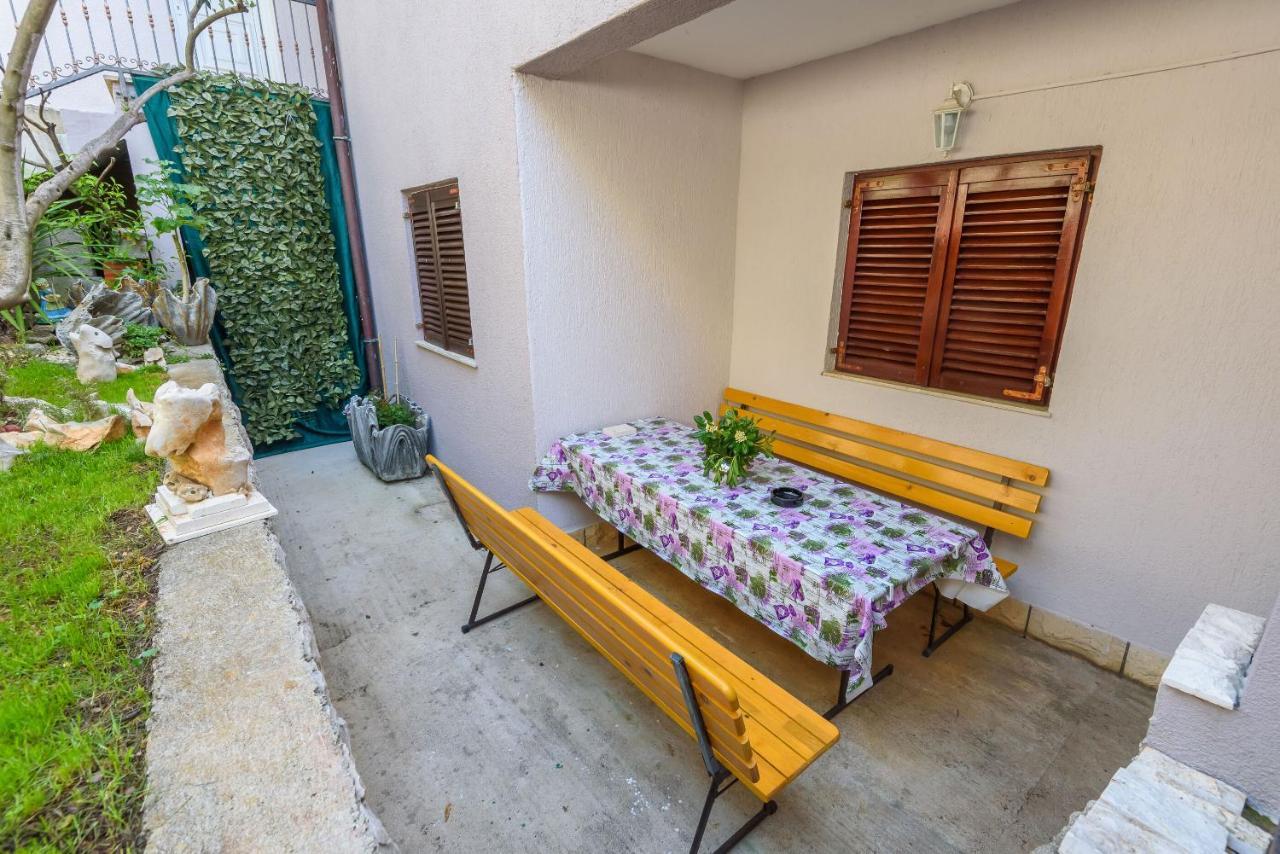Apartments Zdravko เคล็ค ภายนอก รูปภาพ